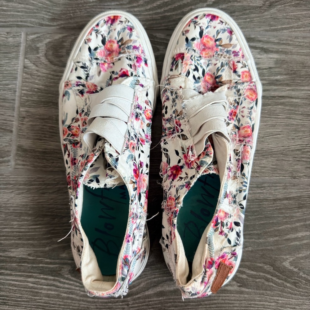 Blowfish White Floral Canvas Low-Top Sneakers with Pink & Green Accents - Picture 2 of 5